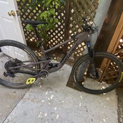 Santa Cruz Tall boy Carbon Full Suspension Medium