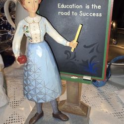 Figura De Recina God Bless Those Who Teach