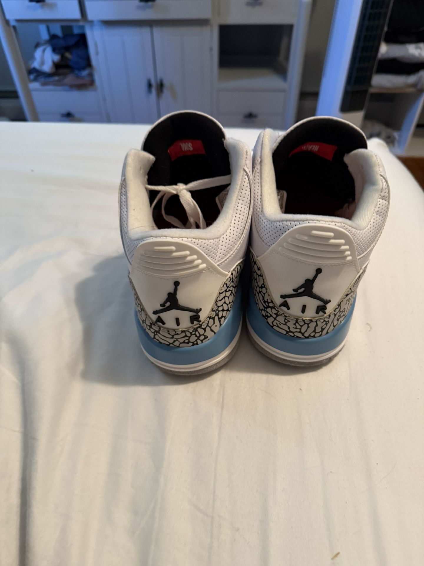 Jordan 3 UNC
