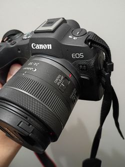 Canon EOS R8 Mirrorless Camera with 24-50mm Lens