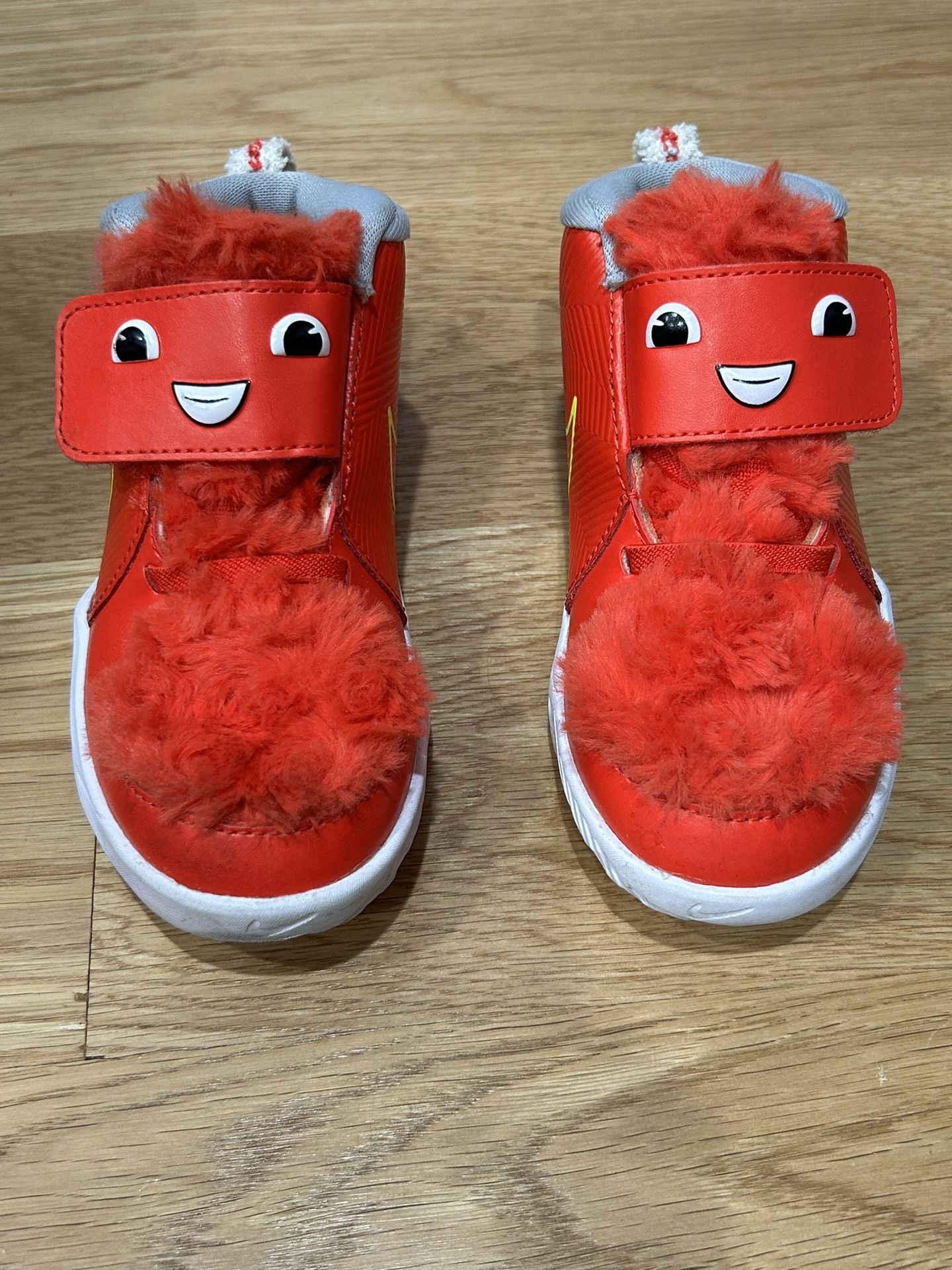 Nike Team Hustle D 9 Lil "Fast n Furry - Chile Red" sneakers