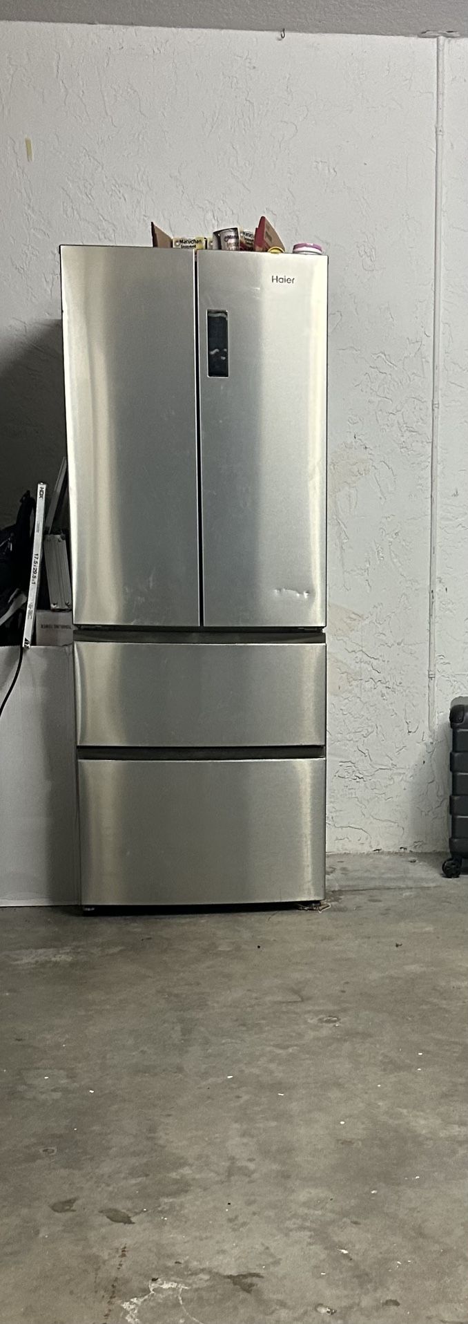 Refrigerator
