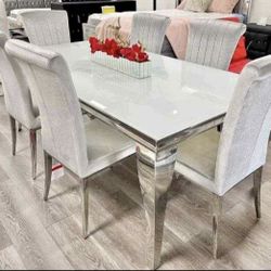 WHITE GLASS DINING TABLE SET w/ CHROME