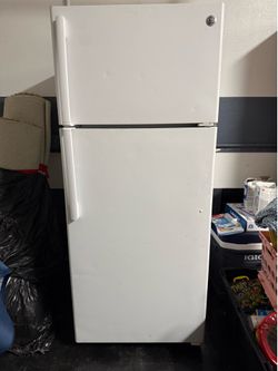 GE fridge