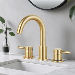 Bathroom Faucet 3 Hole Brushed Gold, 2-Handle Widespread Faucet