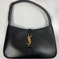Yves Saint Laurent Le 5 a 7 Smooth Calfskin Leather Bag