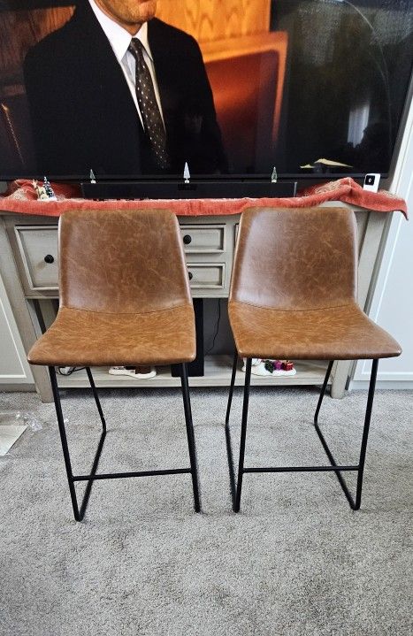 Ashley Crandox Counter Height Stool