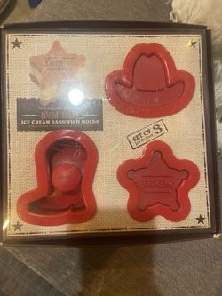 Williams Sonoma Wild West Cowboy Ice Cream Sandwich Cookie Molds