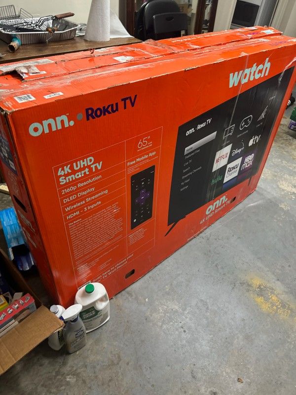 65 Onn Roku Hdr Smart TV New 