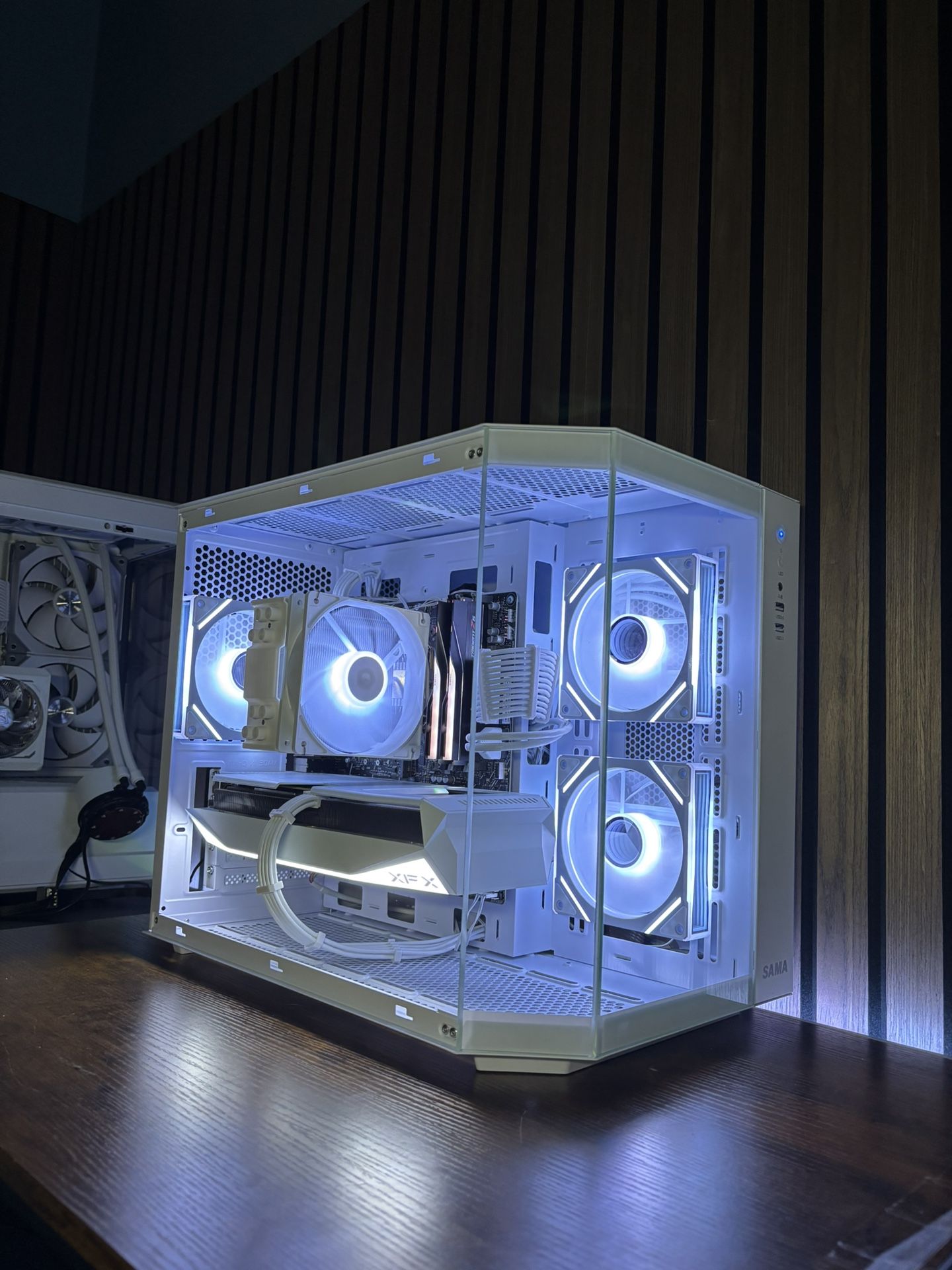 RX 9060 XT 16GB | RYZEN 5 7500F | 32GB DDR5 | 1TB SSD | GAMING PC 