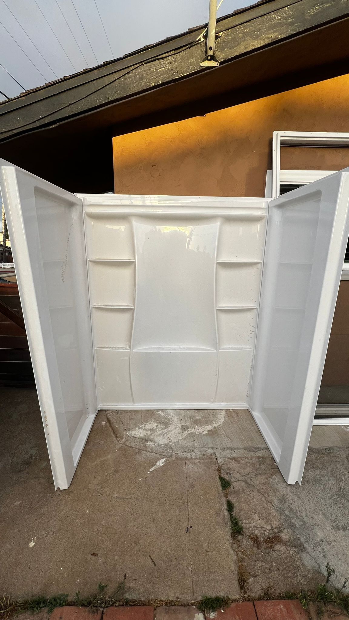 Fiberglass Shower Walls