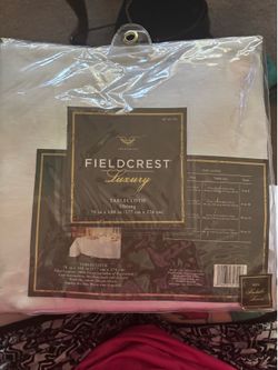 NWT Vintage Fieldcrest 100% linen tablecloth
