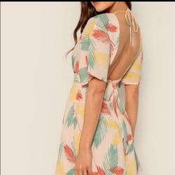 NWOT Tropical Print V-Neck Dress S
