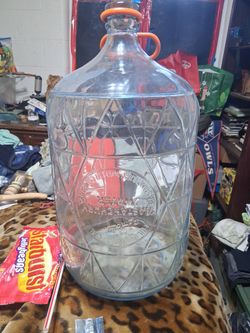 Bastinchury Water Co. Antique Glass Water Container 