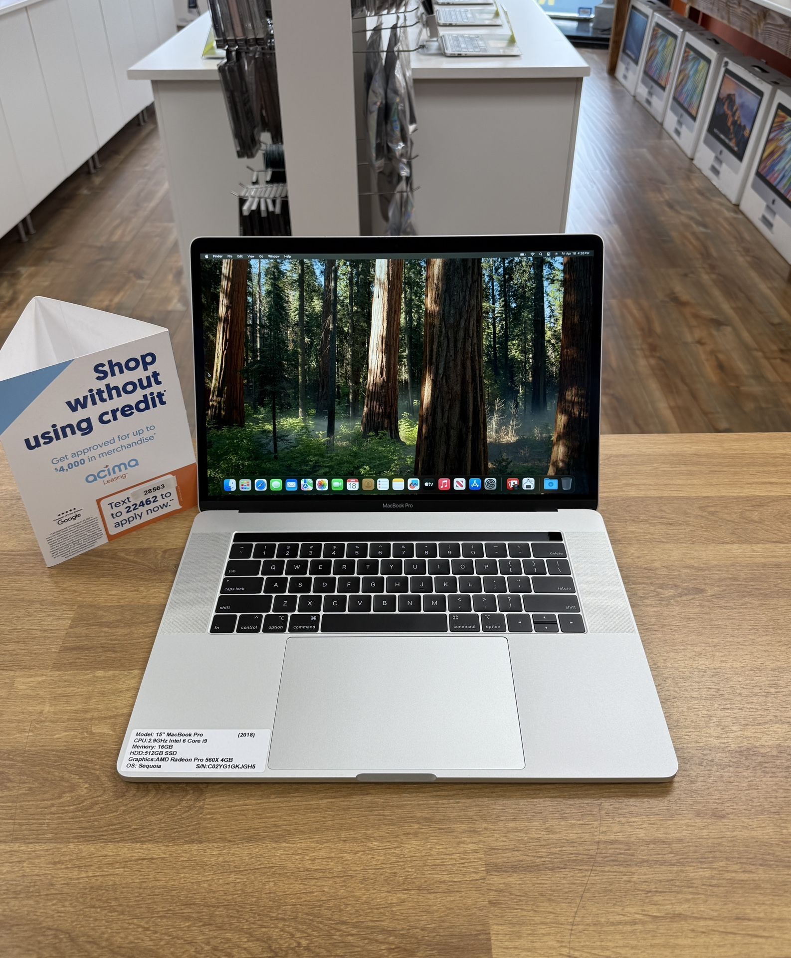 15 MacBook Pro Touchbar 512GB SSD*16GB Intel Core i9