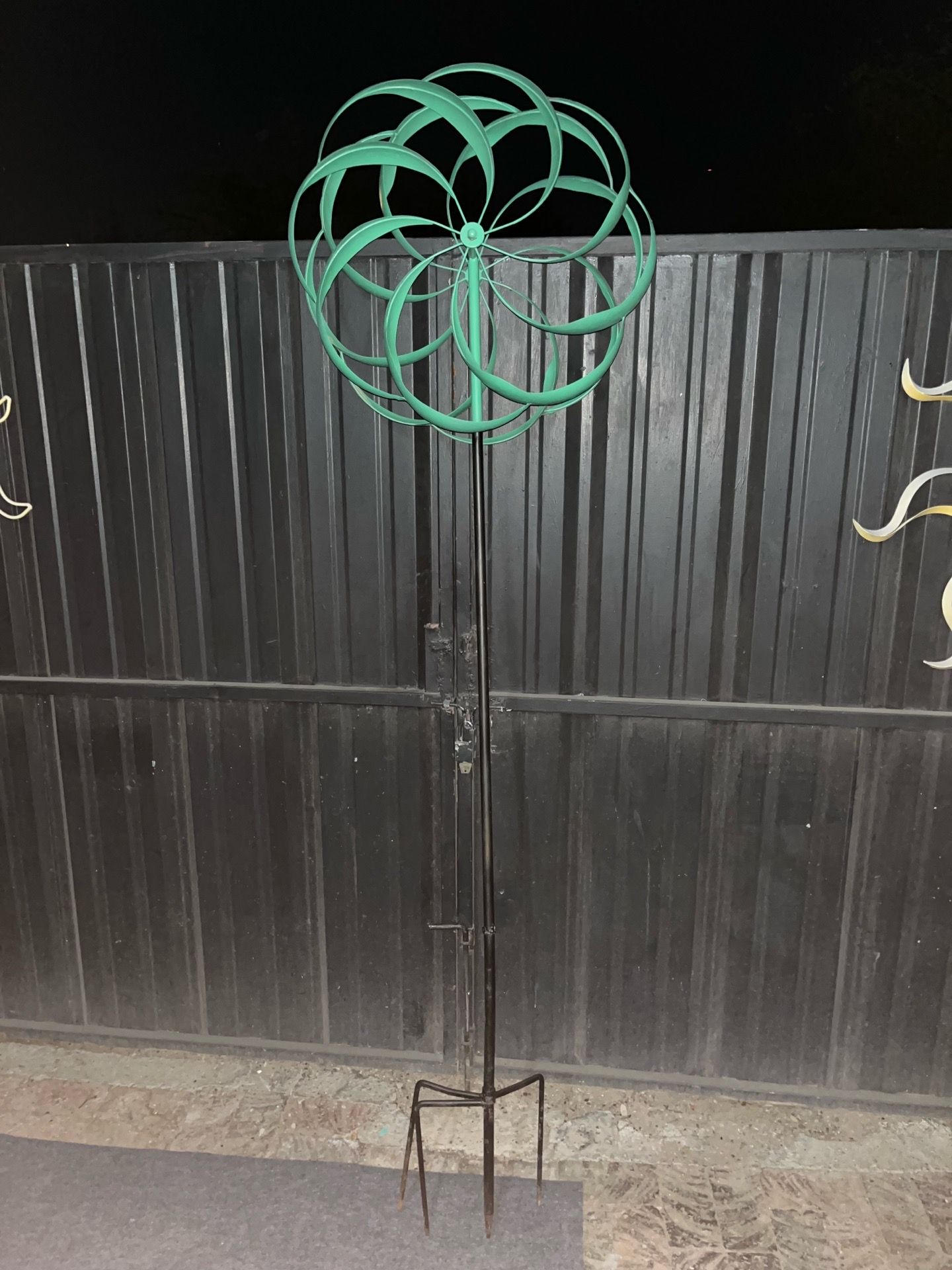 7ft. Tall Garden Decor Windmill Wind-Spinner