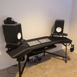 Eureka Gaming/Music Desk