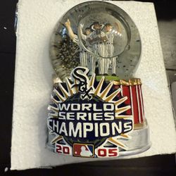 2005 World Series Chicago White Sox Globe 