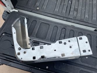 Toyota Tundra Bumper