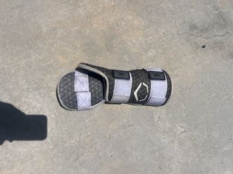 Evoshield Leg Gaurd (RHH)