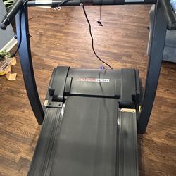 Tread mill