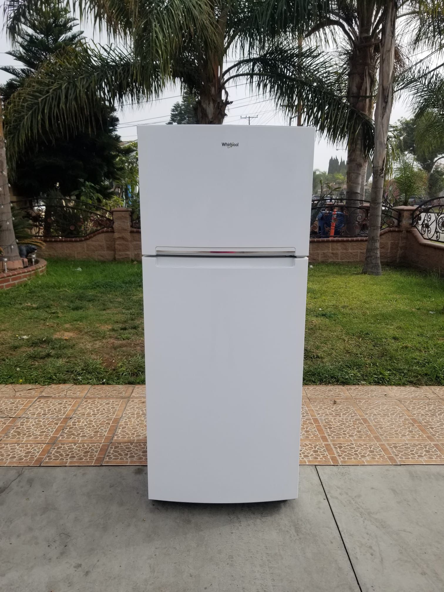 Whirlpool Refrigerator 18cu Ft 28x29x68ππ3 MONTHS WARRANTY