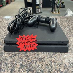 1TB Slim PS4 w/Controller