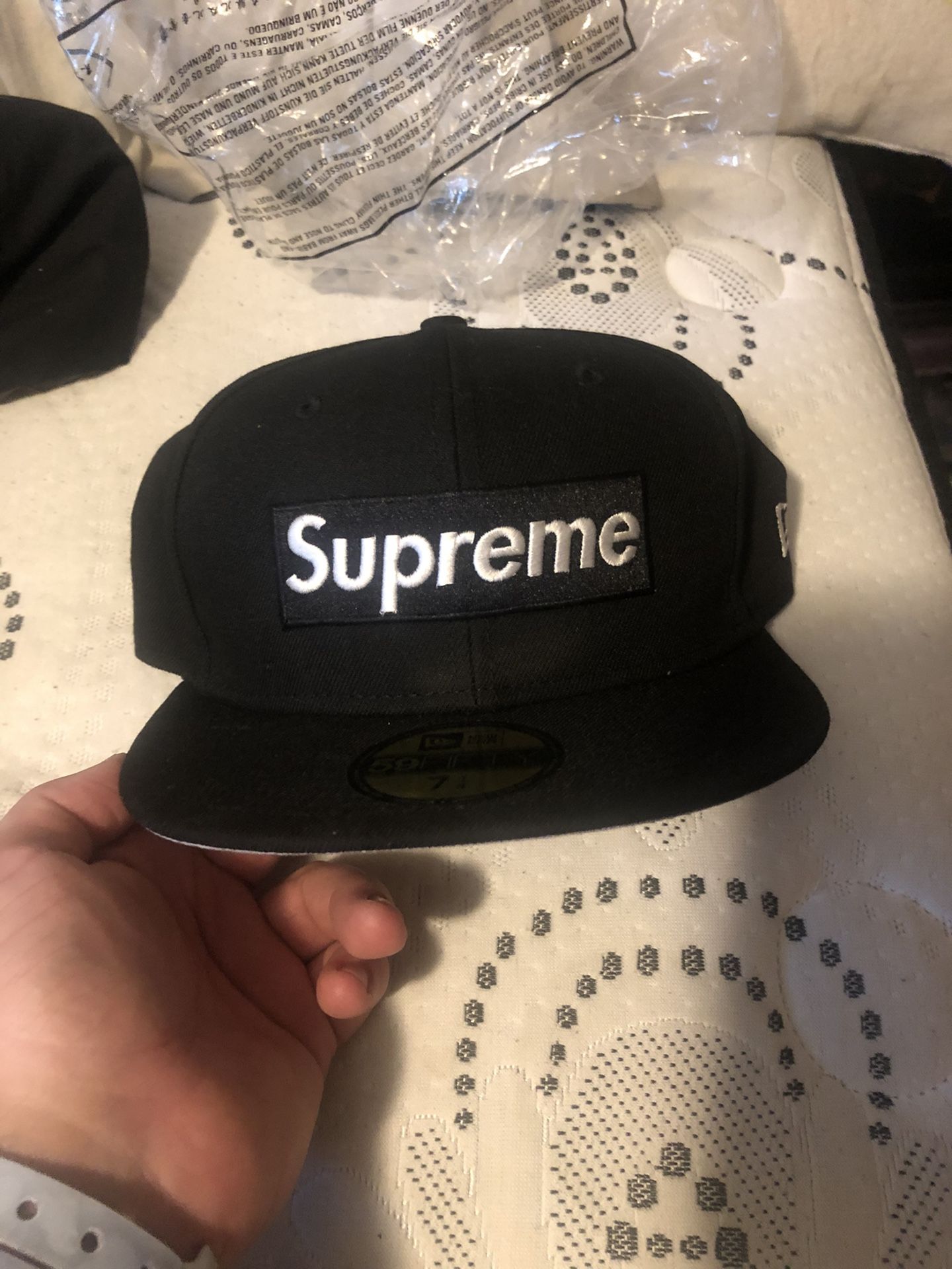 Supreme Box Logo Fitted Brand New