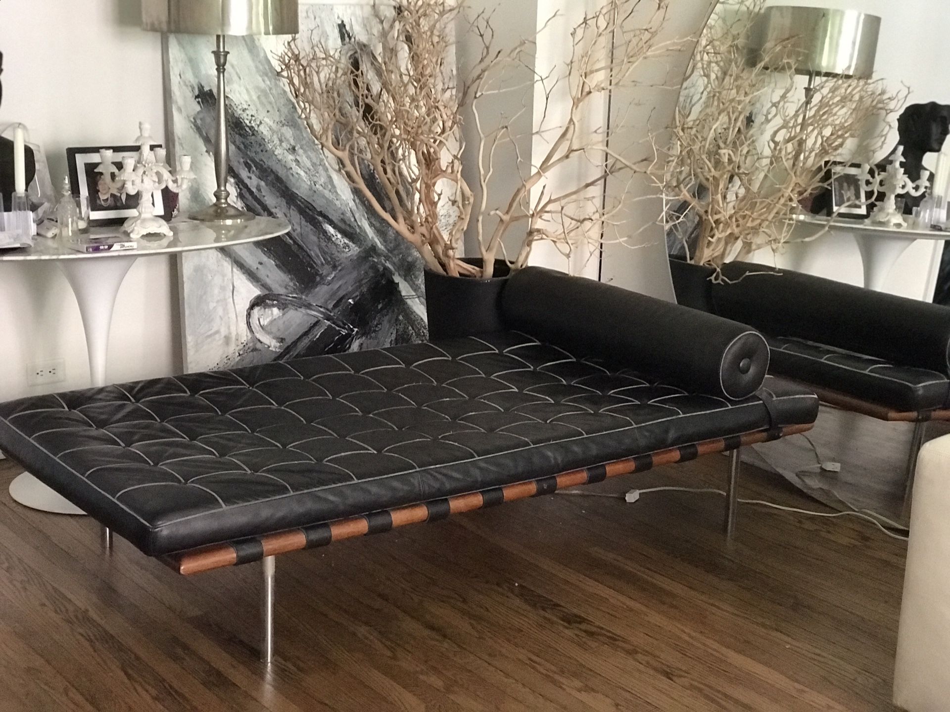 Barcelona day bed, Old