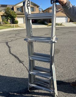 Extendable Folding Utility Ladder