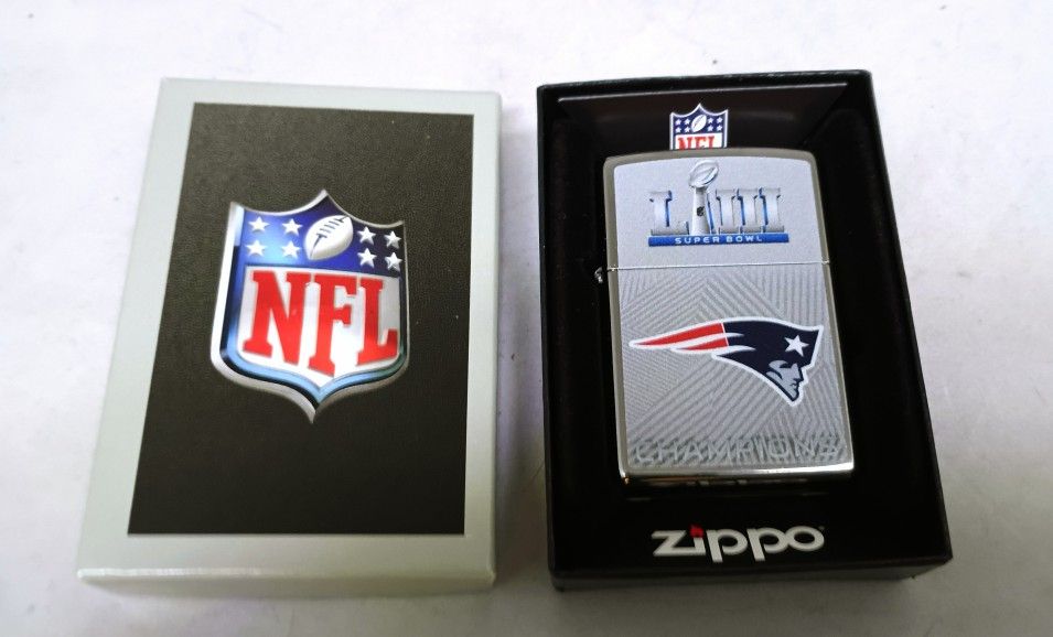 NFL Silver Patriots zippo NWT