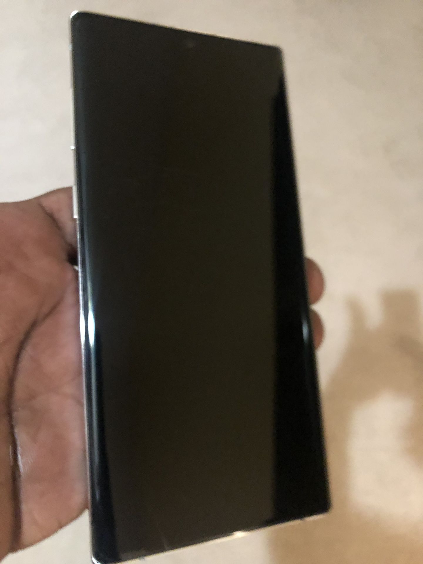 Unlocked Galaxy Note 10 unlocked 3weeks old