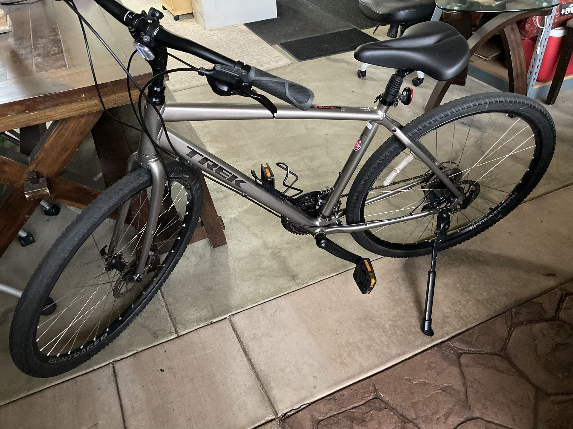 Trek Verve 2 Disc Bike Bicycle