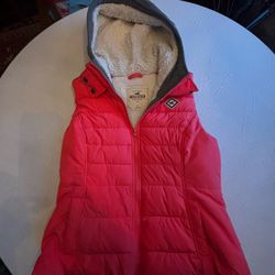 Women’s  Hollister Vest Pink