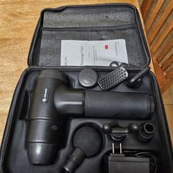 Massage Gun Kit Like New.