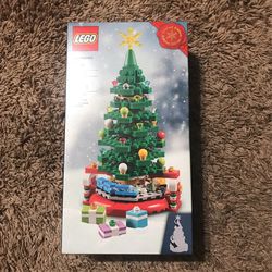 LEGO Christmas Tree Exclusive 40338 NEW