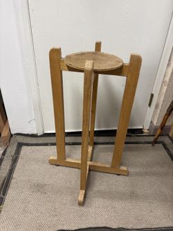 Wooden plant stand