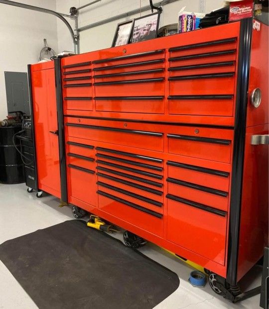 Machinary Tool Box Matco Tool Box 3 Bay.... for Sale in Phoenix, AZ - OfferUp