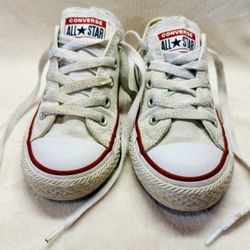 youth size 11 all star converse - white chuck taylors