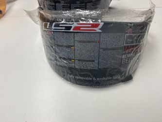 Motorcycle helmet visors