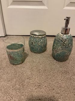 Bathroom set