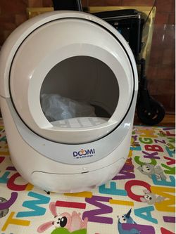 Cat litter box