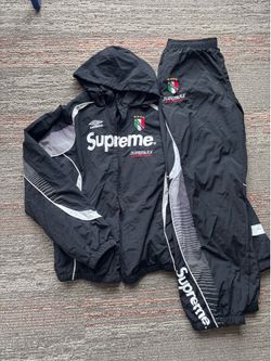 Supreme set size medium