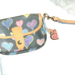  Dooney & Bourke  Wristlet 