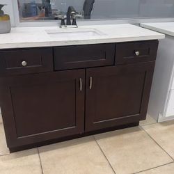 Vanity Cabinets With Countertops Wholesale