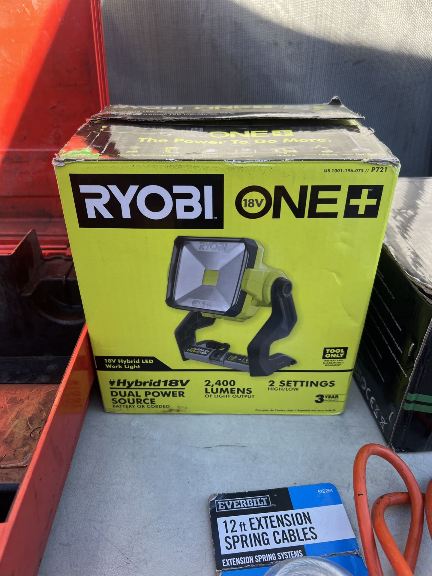 Ryobi P721 18V ONE+ Hybrid 2400 Lumen LED Work Light – New Tool Only