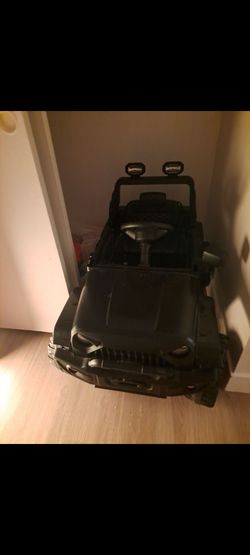 Kids Electric Ride On Jeep / Power Wheels Style Toy Car –