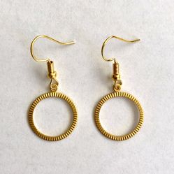 🟡 Pretty, round, gold tone hoop earrings made from vintage charms