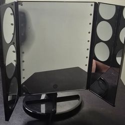 Bright LED Makeup Vanity Mirror – Trifold w/ 10X/5X/3X Magnification