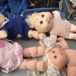 25Th Anniversary And Vintage Cabbage Patch Dolls Off For Only $100 Firm
